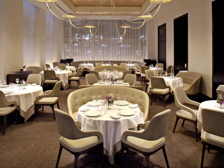 Sophisticated New French eatery boasting floor-to-ceiling windows overlooking Central Park.